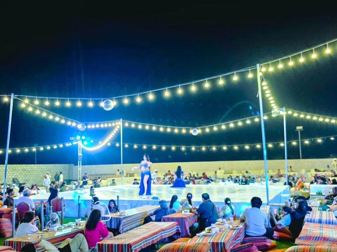 BBQ Dinner & Shows (Belly Dance, Fire Show, Tanoura)